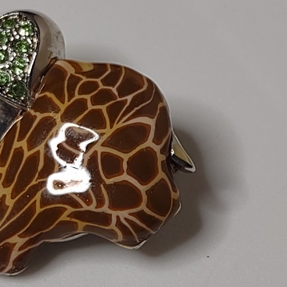 Awesome Giraffe Pattern Little Lucky Metal Elephant Brooch - Picture 5 of 10